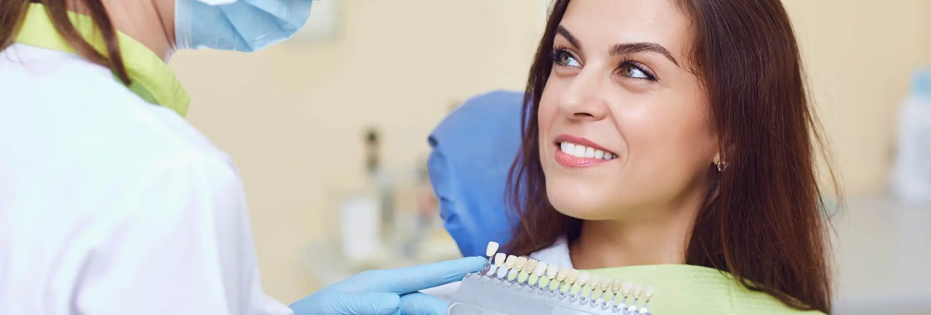 Beautiful woman smiling with Veneers